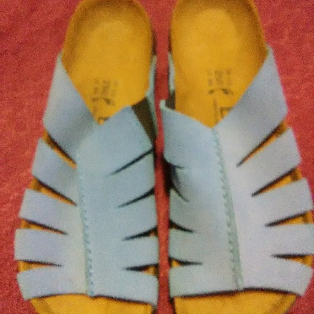 NWOT Besula by Birkenstocks Size 39